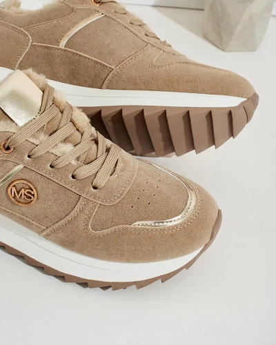 Royalfashion Melegített női tornacipő szőrmével Boris