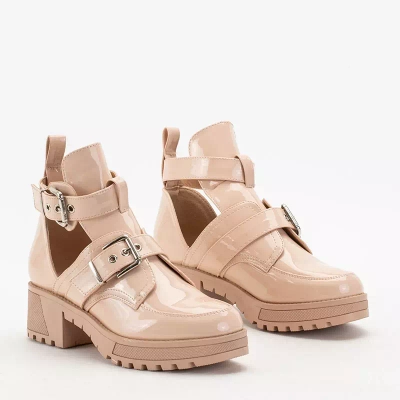 OUTLET Bézs színű női csizma Lerika dombornyomással - Lábbeli