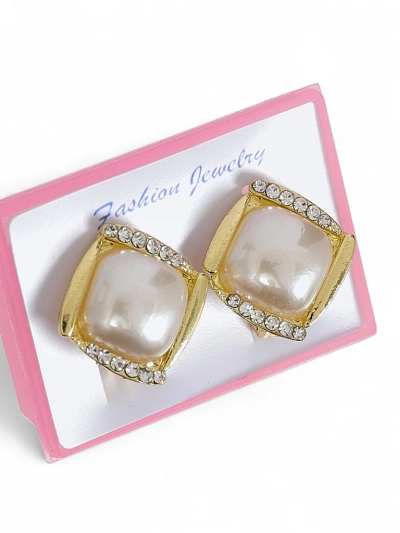 Női gyöngyös klipszes fülbevaló