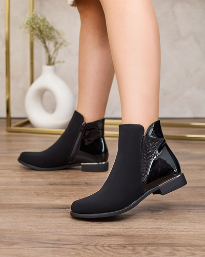 Royalfashion Fekete női csizma cirkóniával Overlissa