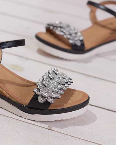 OUTLET Fekete női ékszandál cirkóniákkal Mafa-cipő