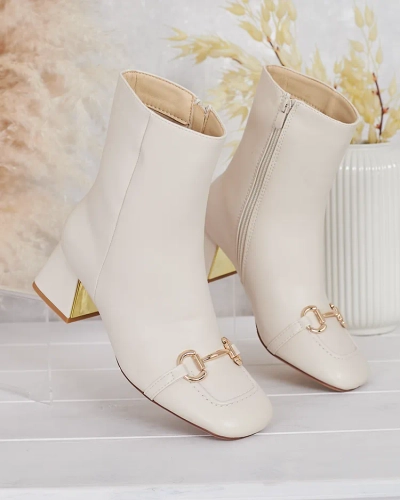 Royalfashion Női alacsony tűsarkú csizma Fezii