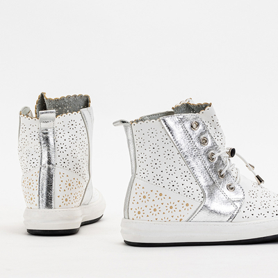 OUTLET Lonsi fehér áttört áttört gyerekcsizma - Lábbeli