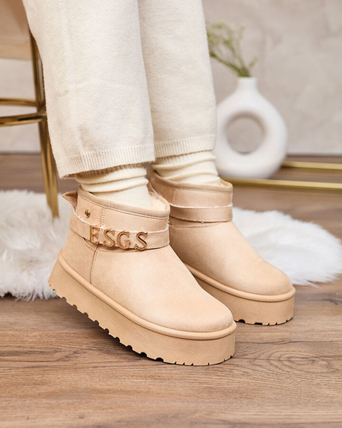 Royalfashion Világosbarna női cipő a'la hócsizma díszítéssel Parisela