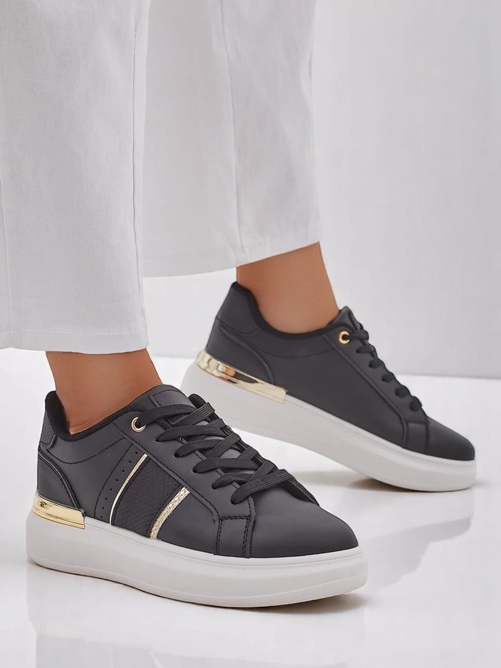 Royalfashion Női sportcipők vastag talpon Montanas