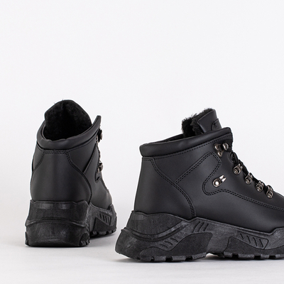 Fekete öko-bőr hócsizma a Rueq- Footwear-től