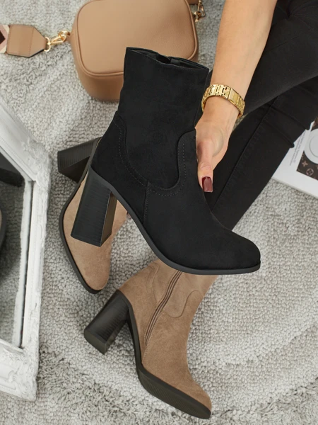 Rune Fast női öko velúr bokacsizma, vastag sarkú