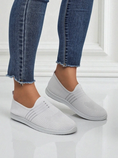Női fehér slip-on cipő, Callisto szövet – könnyű cipő tavaszra és nyárra