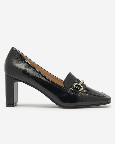 Lakkozott női mokaszin stílusú cipő fekete színben Koccol- Footwear