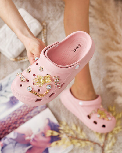 Royalfashion Női gumi flip-flop Fescas díszekkel