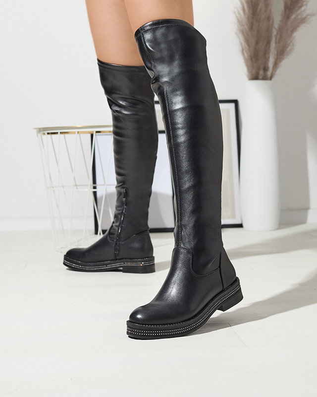 Női lapos talpú, térdig érő, fekete színű női csizma Sereii- Footwear