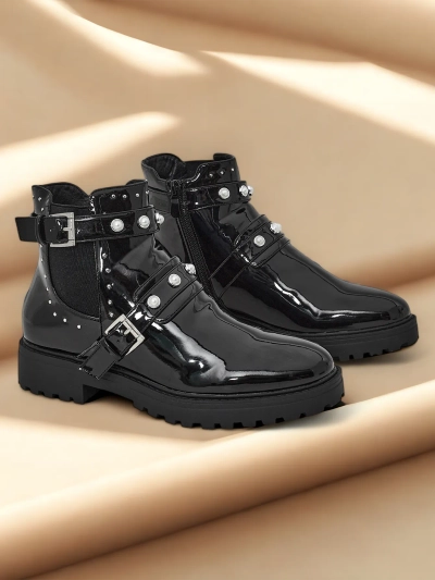 Royalfashion Női munkacsizma Cutoo