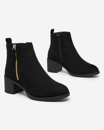 Royalfashion Fekete öko velúr női alacsony tűsarkú csizma Rejerry