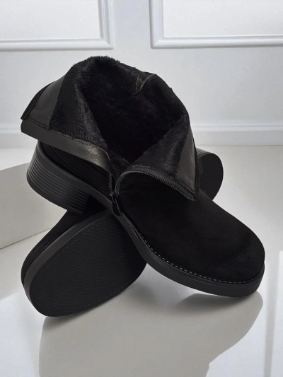 Valtos női öko velúr bokacsizma csatokkal