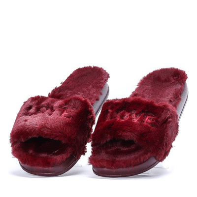 Bordowe klapki z futerkiem In Love - Obuwie
