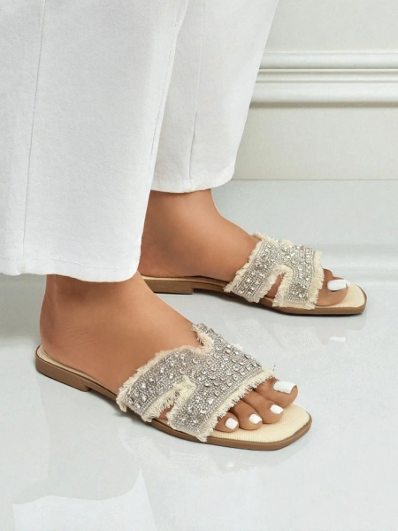 Royalfashion Női szandál strasszokkal CrystalEase