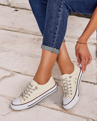 Royalfashion Női tornacipő díszes fűzővel Timi