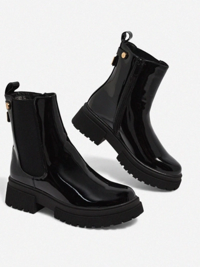 Lakkozott női eco bőr Calebi bokacsizma