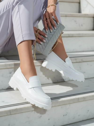 Aura Fehér Női Platform Mokaszin - Elegáns és Kényelmes, Öko Bőr