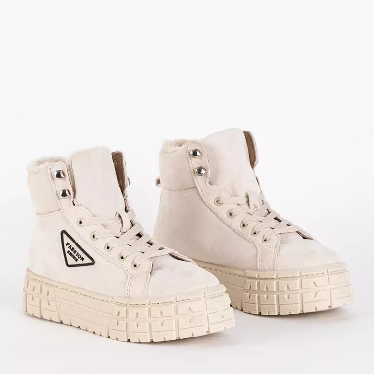 OUTLET Bézs színű női fűzős csizma a Tessi platformon - Lábbeli