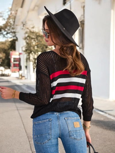 Royalfashion Fekete áttört női csíkos pulóver