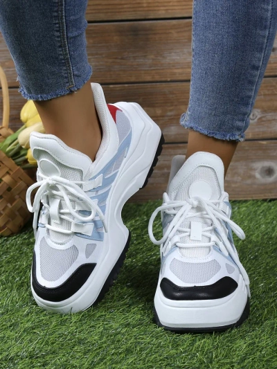 Royalfashion Női sportos sneakers vastag talpon Loness