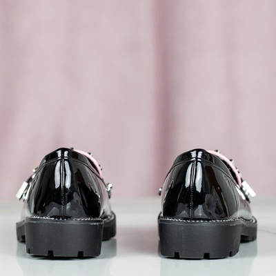 Fekete mokaszinok Gwadalaha díszekkel - lábbeli