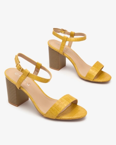 Sárga női szandál dombornyomással Francola- Footwear