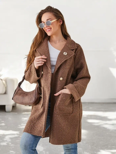 Royalfashion Női kabát, amely egy birkabőrre hasonlít