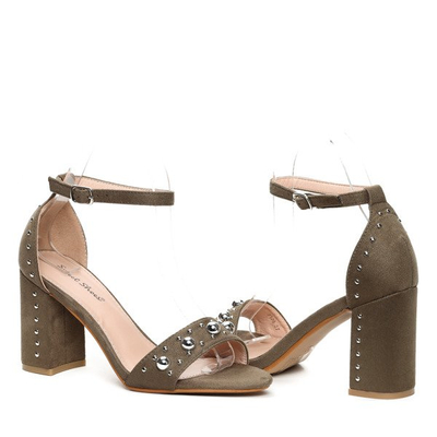 Zielone sandały na słupku - Obuwie