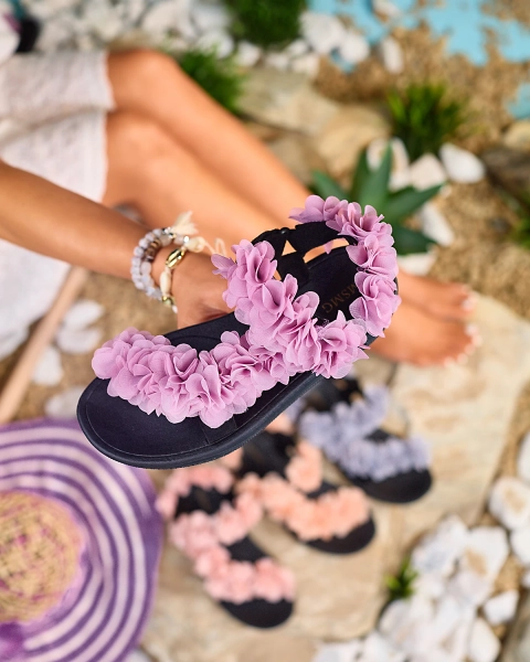 Royalfashion Sötét rózsaszín női szandál virágokkal Alferroy