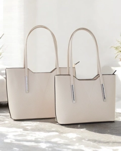 Világos bézs || bézs