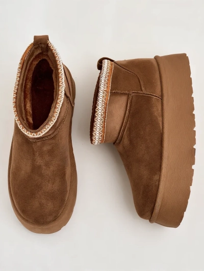 Royalfashion Női rövid csizma a'la hócsizma Xoalla