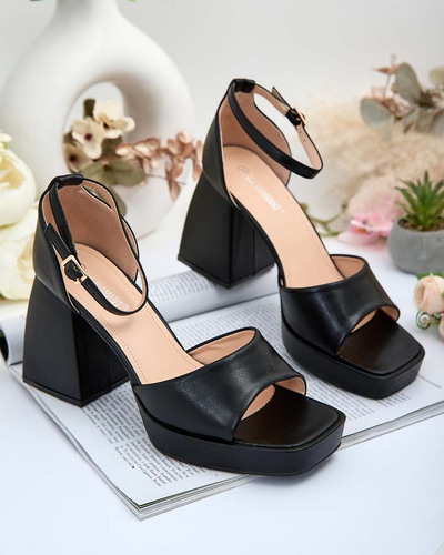 Royalfashion Női szandál Linn