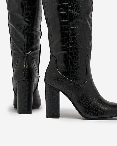 Royalfashion Fekete Telibitta dombornyomott női csizma