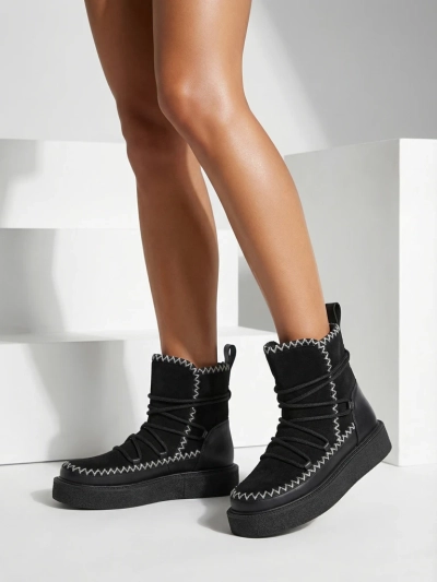 Royalfashion női fűzős hócsizma Siozi