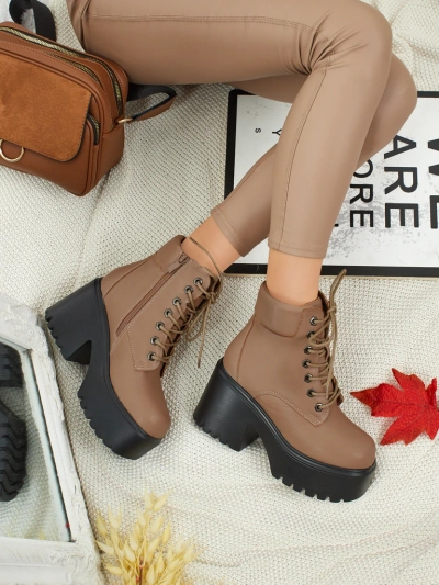 Tavlissa női öko velúr bokacsizma vastag sarokkal és platformmal