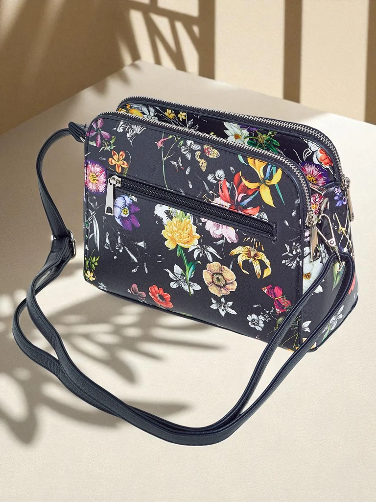 Royalfashion Kis női kézitáska ökobőrből Florentia