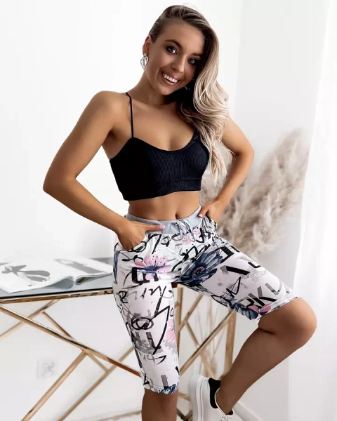 Fehér-kék 3/4-es női rövidnadrág PLUSZ MÉRET nyomtatással - Ruházat