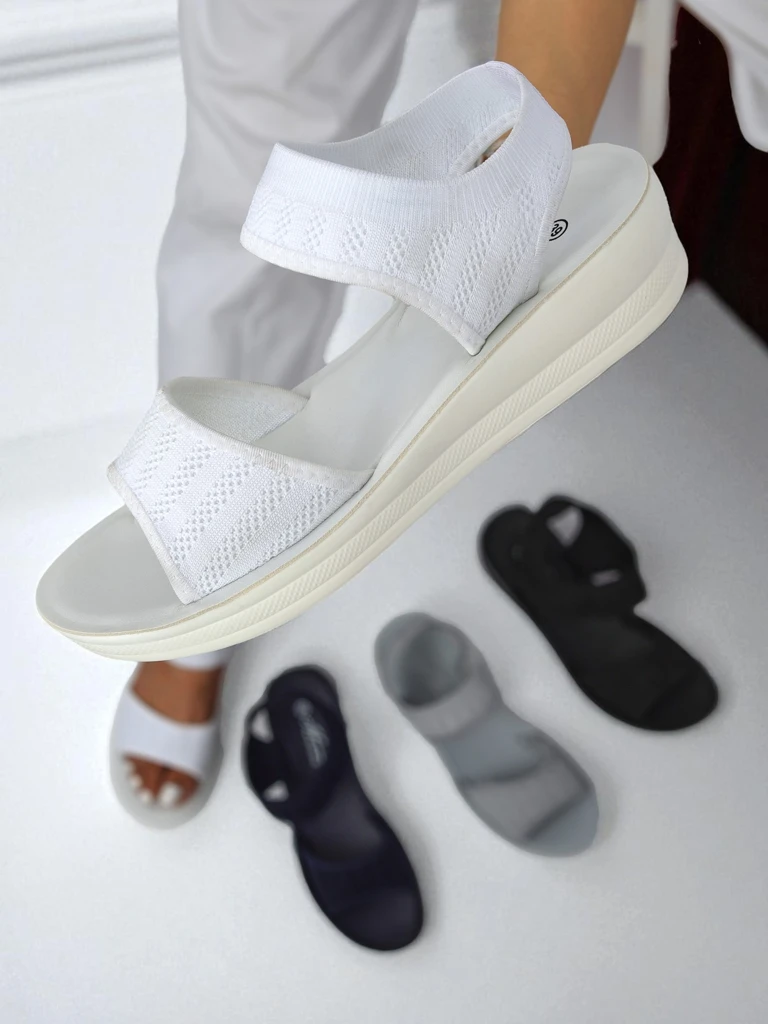 Royalfashion női szandál vastagabb talppal Viva Flex II