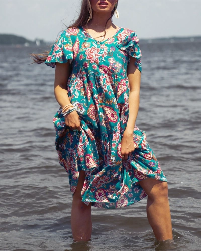 Royalfashion Zöld női ruha színes virágmintával