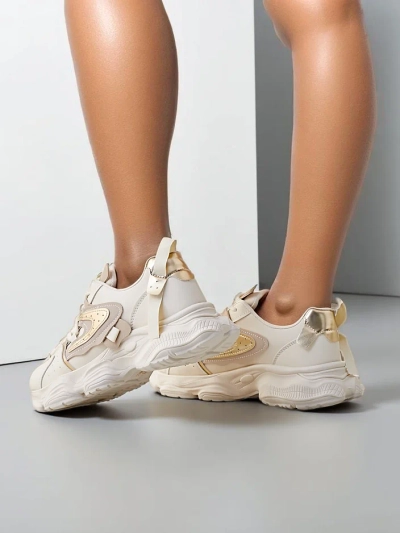 Royalfashion Női sportcipők vastag talpon Quua