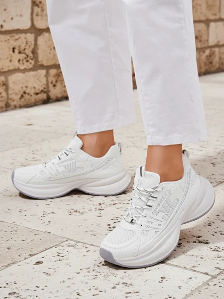 Royalfashion Női sportcipők vastagabb talpon Roality