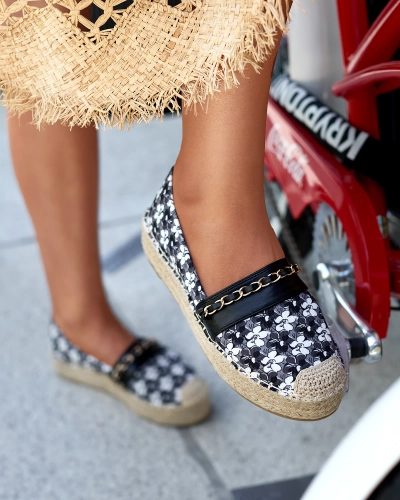 Fekete virágos espadrilles Azzaxi- Lábbeli
