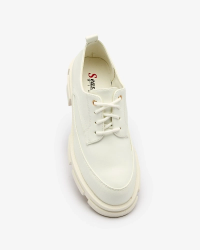 Royalfashion Fehér női egyszínű talpú Trendy Chunky félcipő