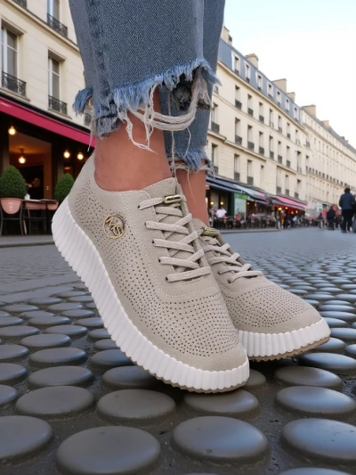 Royalfashion Női sportos fűzős sneaker Tobin
