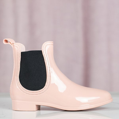 Beżowo - różowe gumowe lakierowane kalosze Furu - Obuwie
