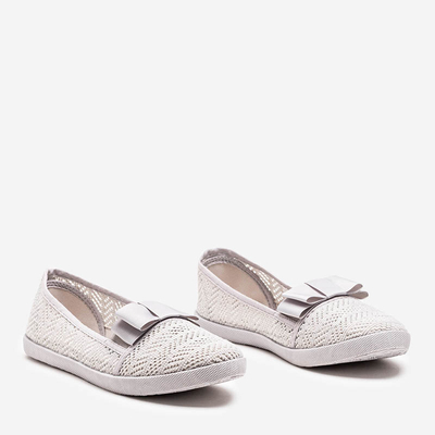 OUTLET Világosszürke áttört tornacipő Nadin masnival - Lábbeli