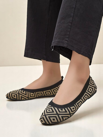 Royalfashion szövetből készült női balettcipő geometrikus mintával Mérték