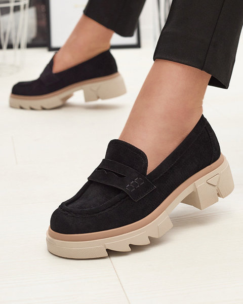 Fekete női áttört mokaszin egyszínű talppal Ejina - Lábbeli